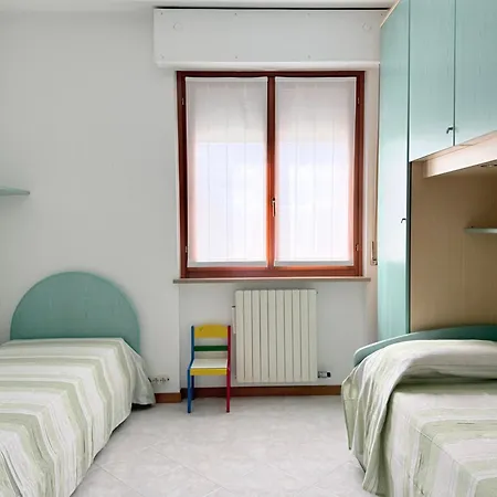 P089 - Porto Recanati, Comodo Trilocale A 200mt Dal Mare Appartamento